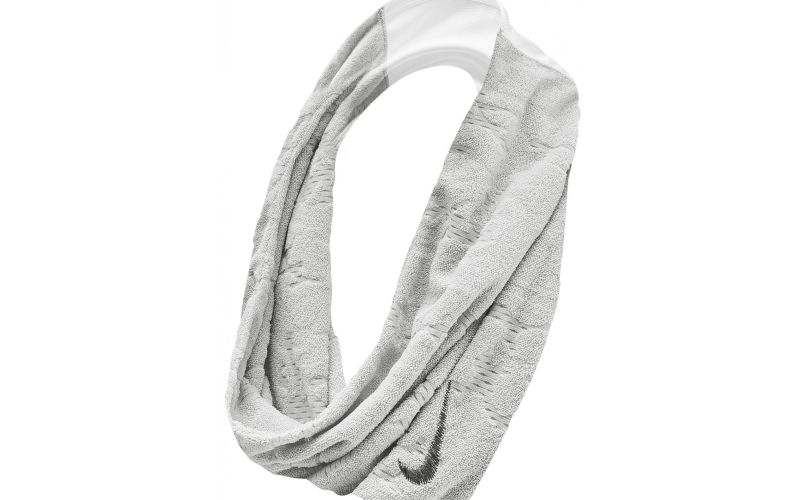 Nike Cooling Loop Towel pas cher
